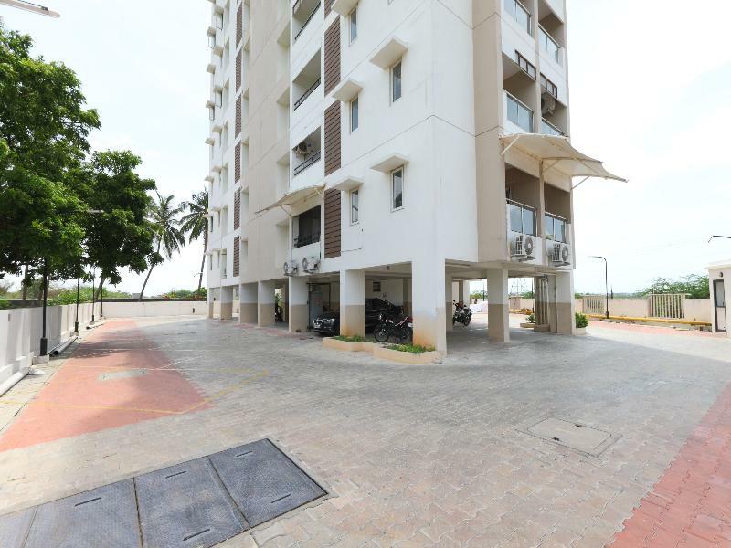 Oyo Flagship 14716 Omr Kelambakkam Hotel Chennai Exterior foto